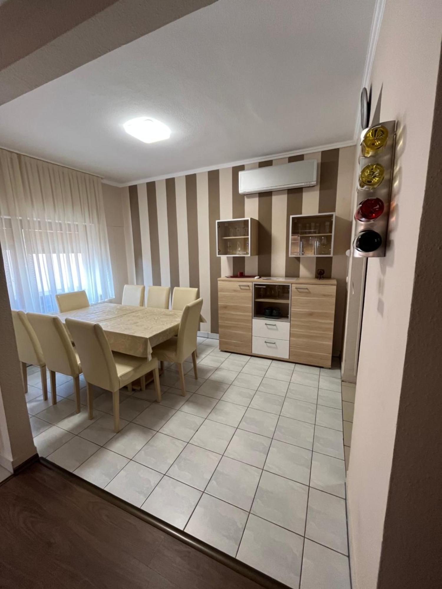 Vass Bor Vendégház Kiskoros Exterior foto