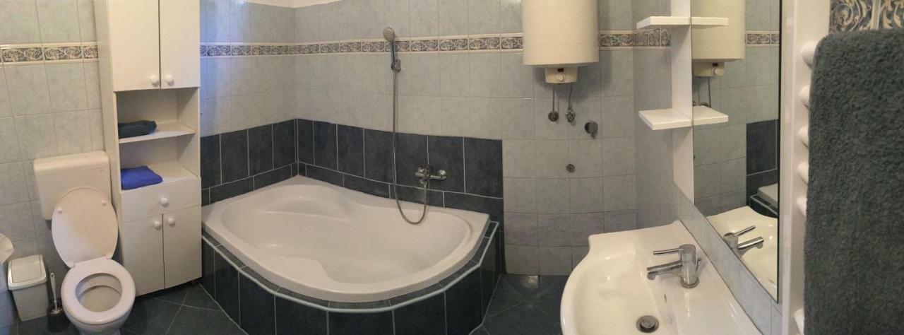 Vass Bor Vendégház Kiskoros Exterior foto